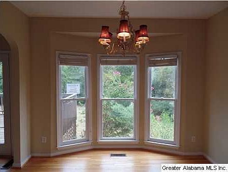 4th image of 1517 Oak Park Dr