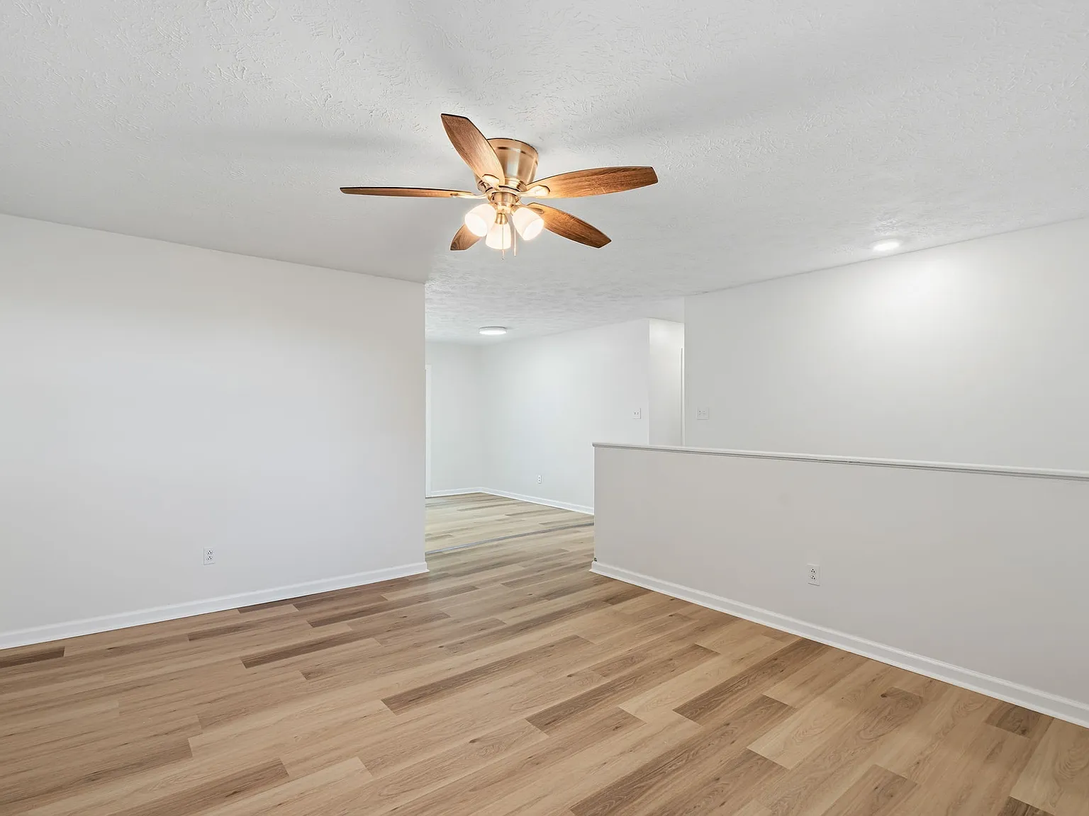 (ACHMT) 2347 Adams Avenue - 0 — Photo 4