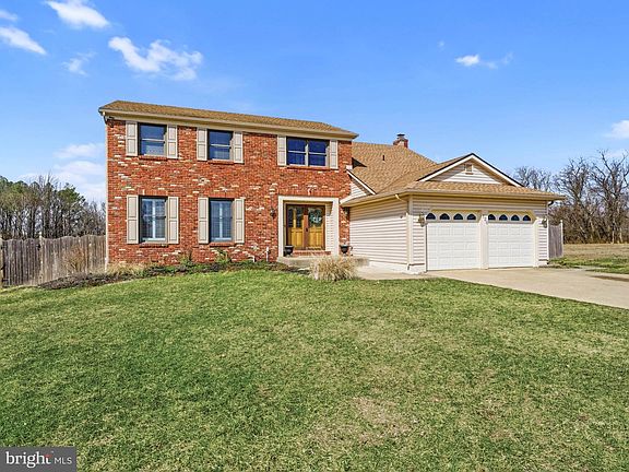 4th image of 126 Lipizzan Rd