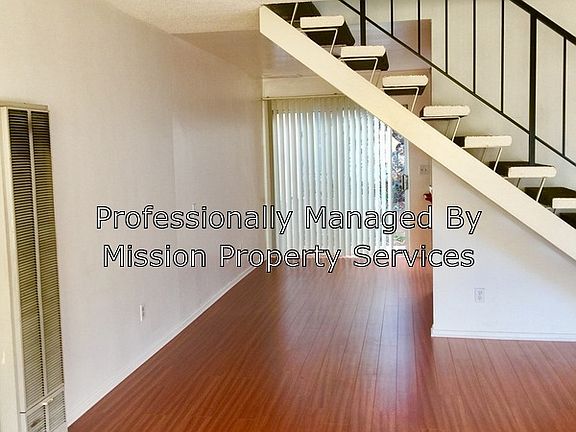 3rd image of 4311 Eagle Rock Blvd APT 2