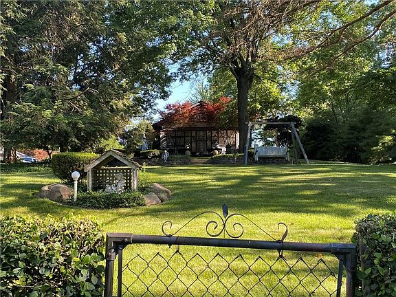 3rd image of 43 National Ave
