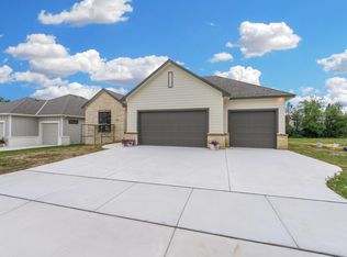 345 N Jackson Heights St, Wichita, KS 67206