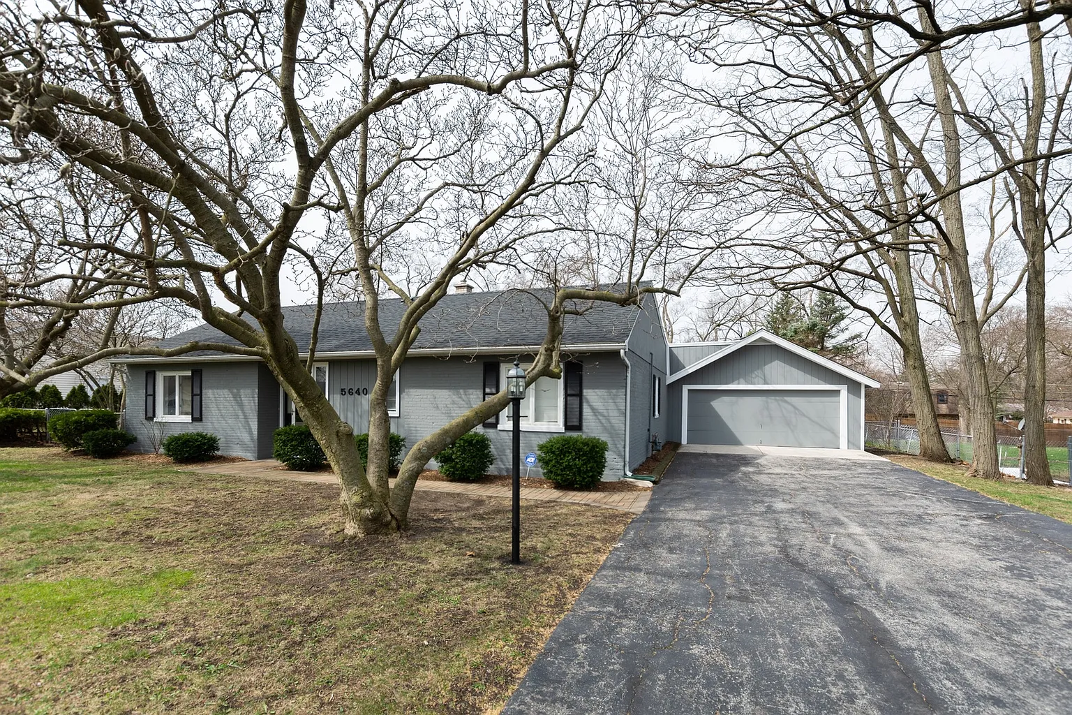 5640 Willow Springs Rd photo 1