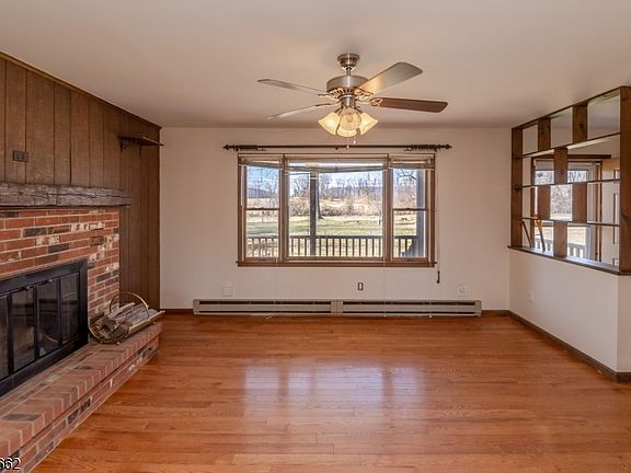 5th image of 44 Walnut Road