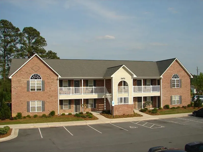1 bed, $895 — Photo 2