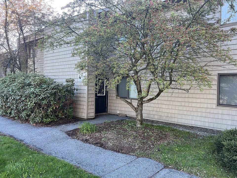 1st image of 59 Hawthorne Circle