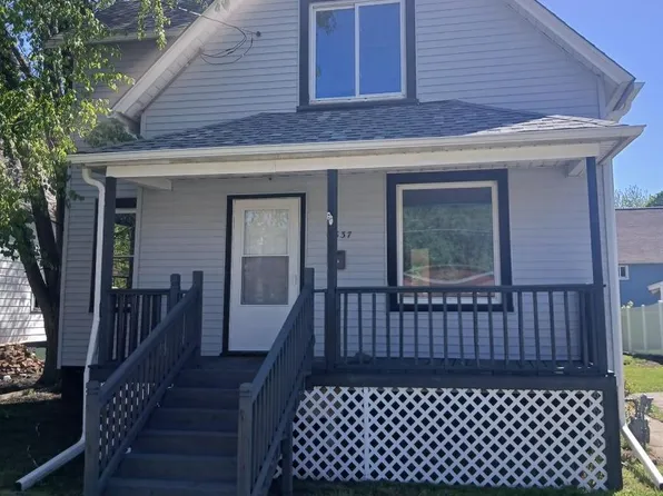 6837 Sheridan Rd, Kenosha, WI 53143