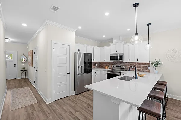 Twin Oaks Townhomes — Photo 2