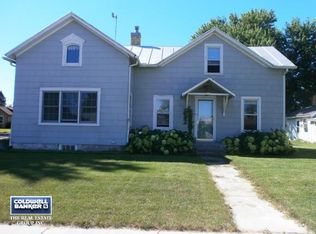 231 Union St, Manawa, WI 54949