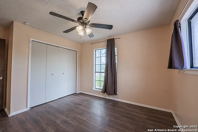 1002 River Oak Main House Seguin Ter #MAIN HOUSE — Photo 15