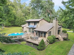 241 Sickletown Rd, Orangeburg, NY 10962