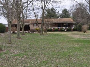 604 Riley Ln, Winchester, TN 37398