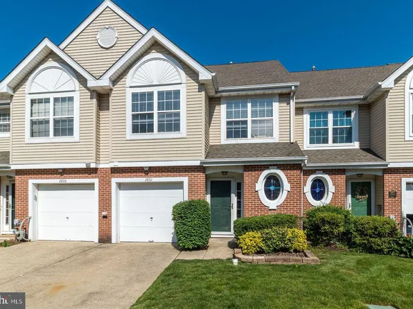 2801 Harvard Ct, North Wales, PA 19454