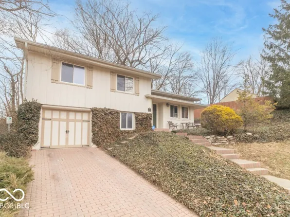 520 Hawthorn Rd, New Castle, IN 47362