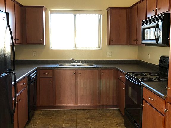 4th image of 1941 S Pierpont Dr #2003