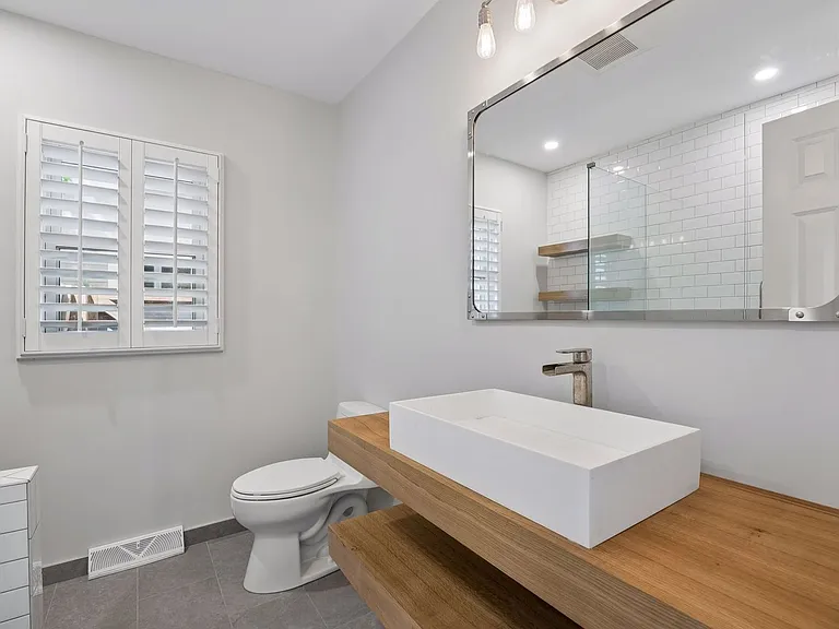 176 Peninsula Rd — Photo 36