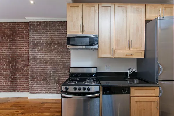 Rented by Centennial Properties NY | media 23