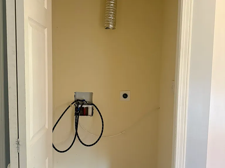 461 Aiken Ave #2 — Photo 13