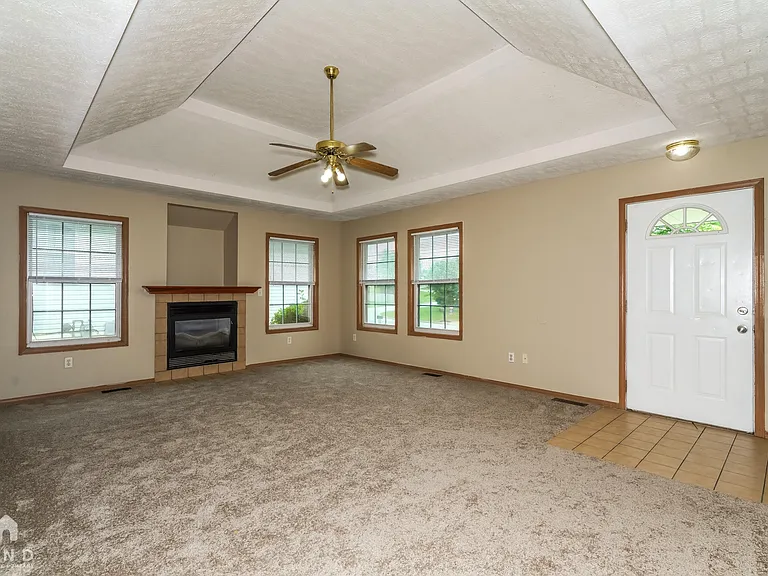 410 W White Ash Rd — Photo 7