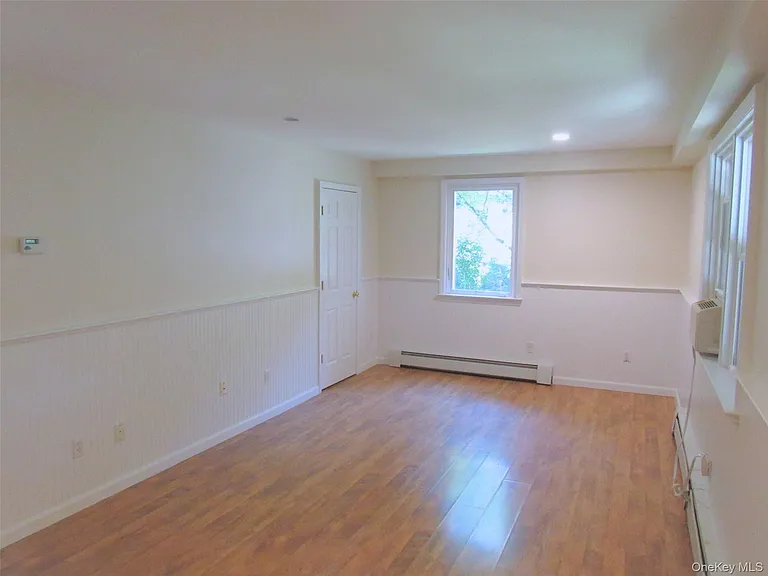 14 Piney Point Ave — Photo 23