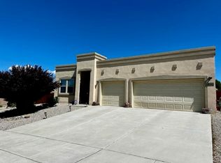 3892 Montana Verde Rd, Santa Fe, NM 87507
