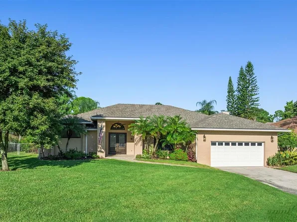 205 Santa Rosa Dr, Winter Haven, FL 33884