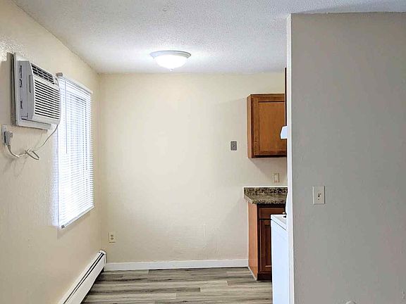 5th image of 1851 Magnolia Ave E #207