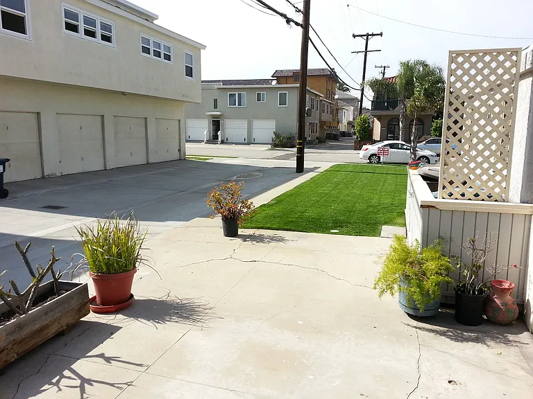 112 4th St — Photo 9