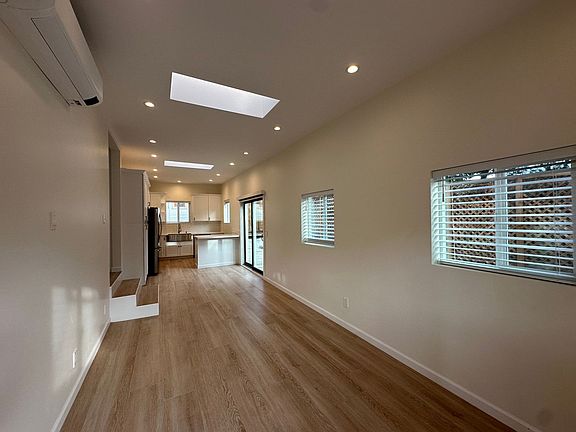 5th image of 4565B Hollister Ave