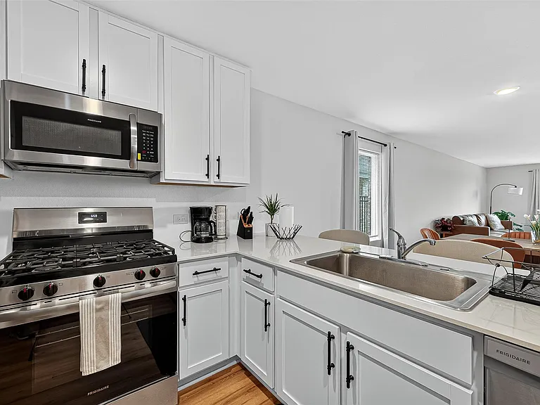 27615 Seascape Village Dr — Photo 19