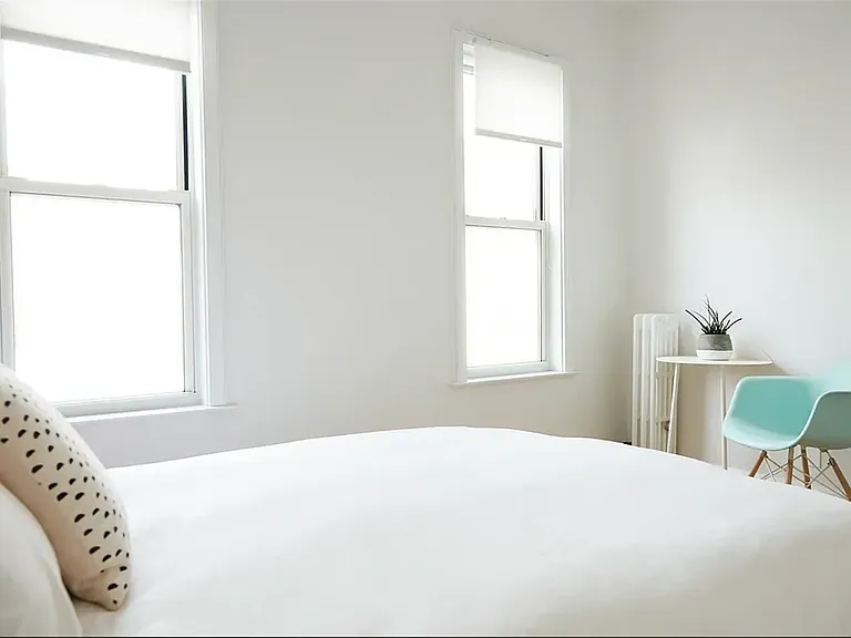 967 Lorimer St #1 — Photo 6