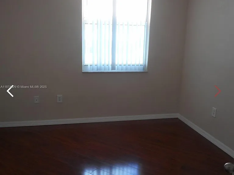 9201 Collins Ave #921 — Photo 5