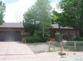 4 Newpark Ln, Pueblo, CO 81001