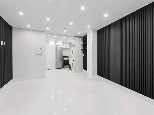 791 Broadway image 1 of 6