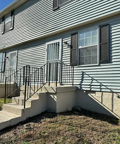 3846 Edwards Ave — Photo 6