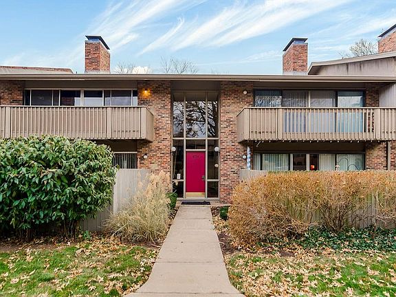 2nd image of 8734 Metcalf Ave APT 104B