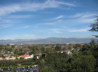 11667 Picturesque Dr, Studio City, CA 91604