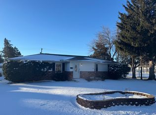 501 E Cherry St, Le Roy, IL