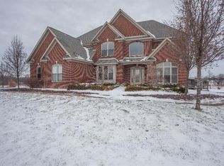 4488 White Pine Ct, Ann Arbor, MI 48105
