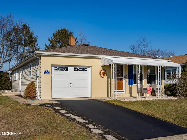 24 Marathon Street, Toms River, NJ 08757