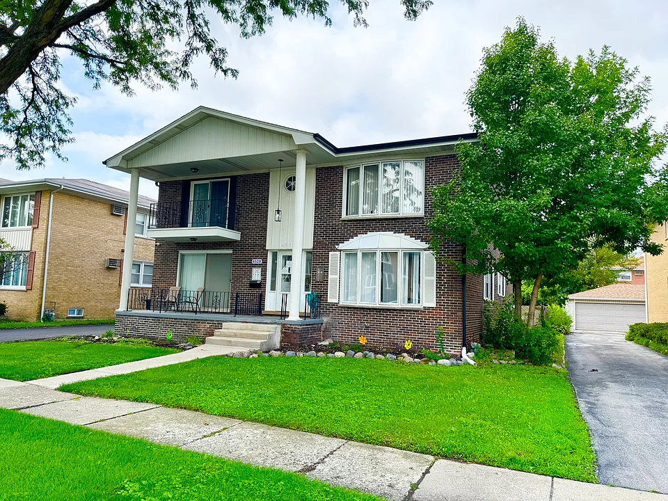 4528 Elm Ave #2S