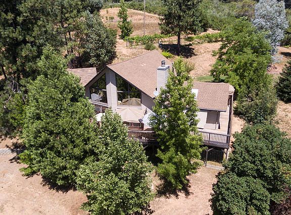 2nd image of 5671 Lago Ln