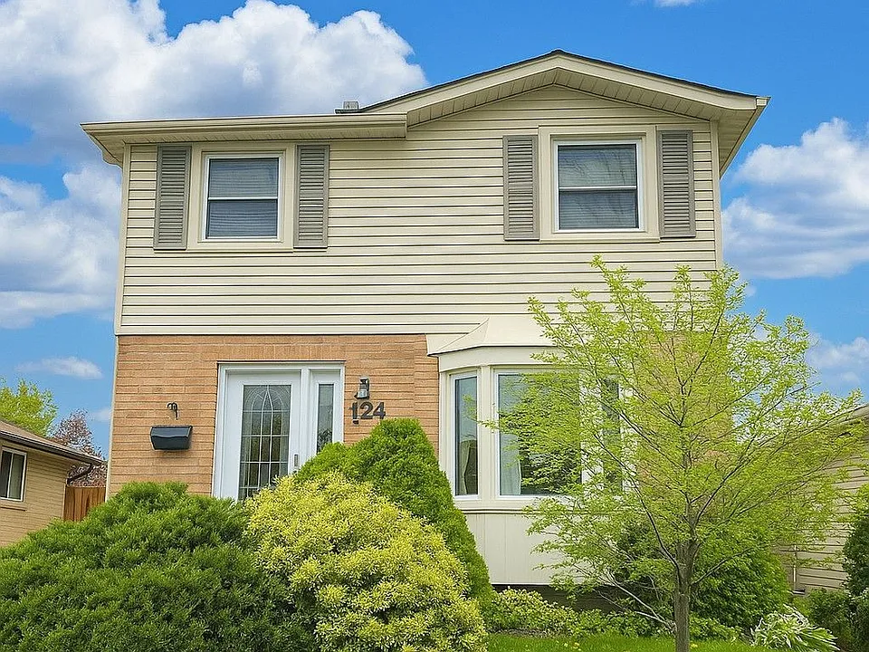 124 Ardsley Cres
