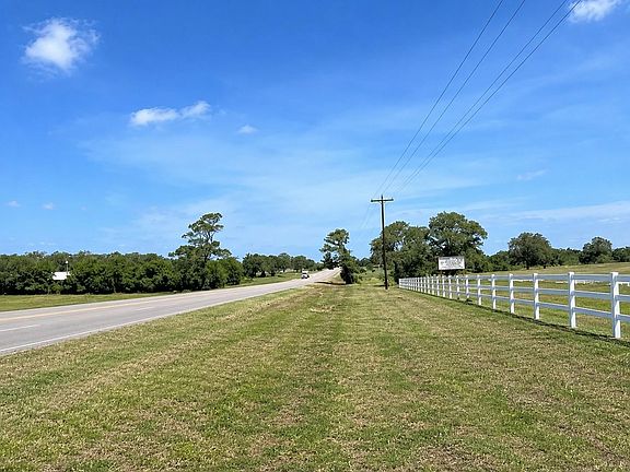 5th image of 1583 S Us Highway 77