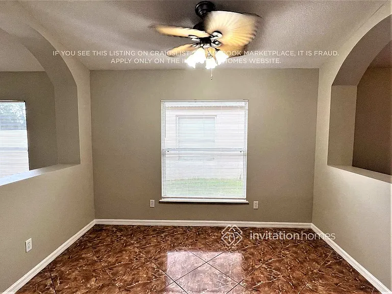 166 Dakota Ave — Photo 7