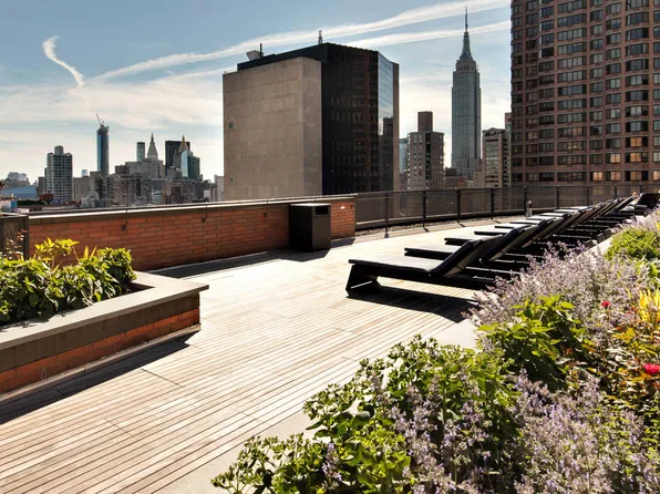 300 E. 39th Street image 34 of 48