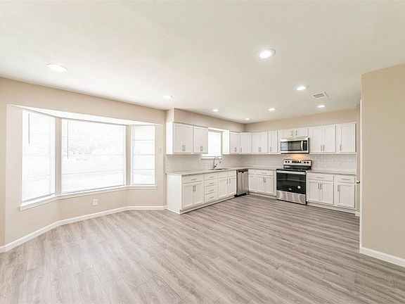 5th image of 1409 Terbet Ln