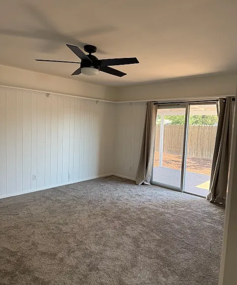 primary bedroom..it is HUGE!