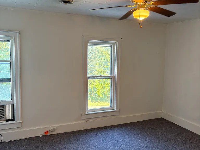 35 Center St #2 — Photo 7