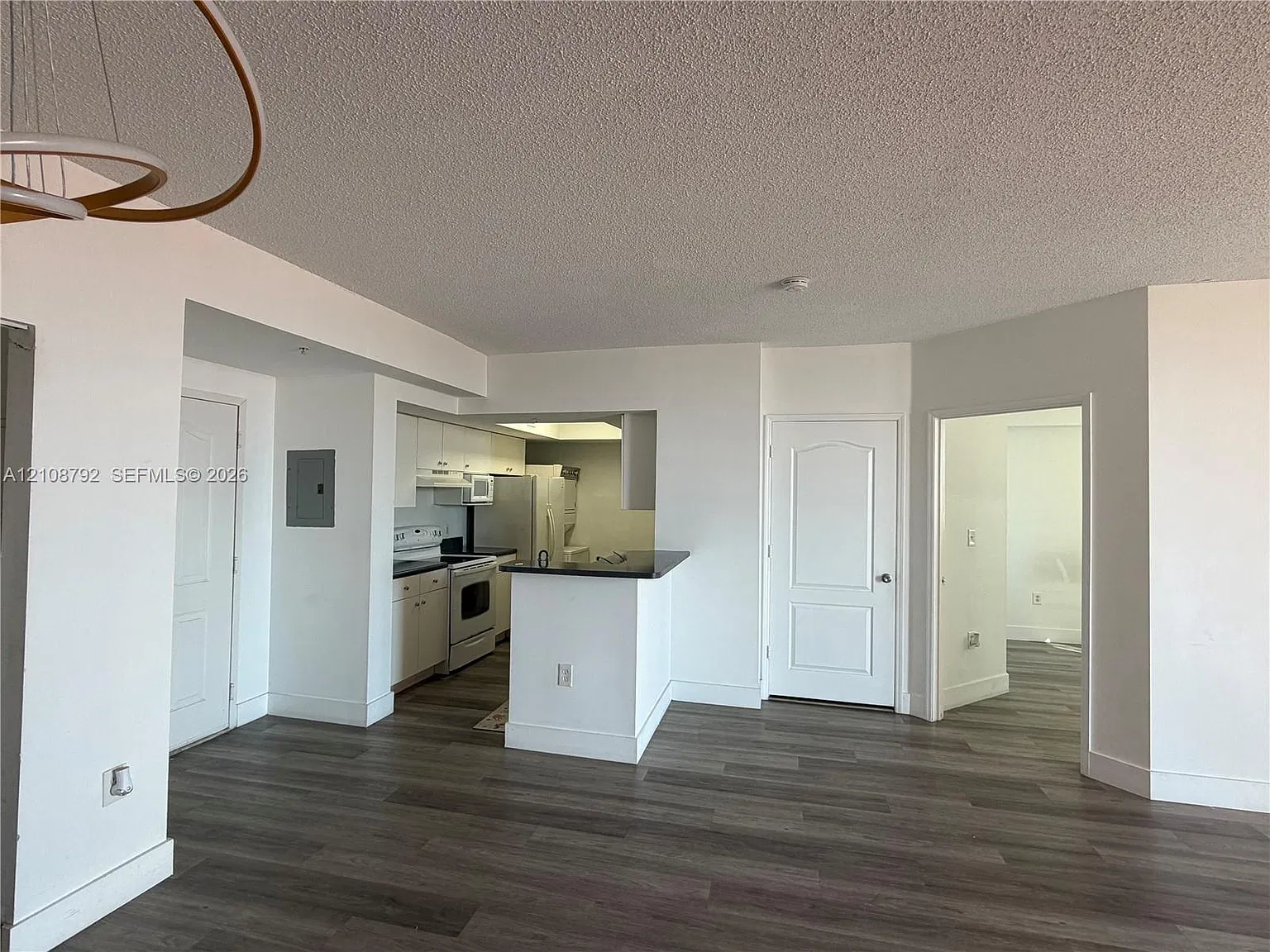 Blue Lagoon Condo — Photo 4